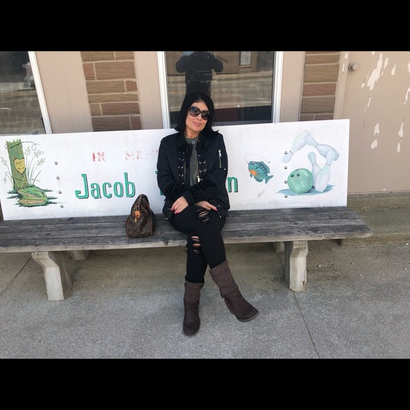 Hi ! My name is Maria Isabel .🌟🌟 - Picture 6 of 9